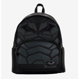 NWT DC Comics The Batman Armor Robert Pattinson Loungefly Black Mini Backpack